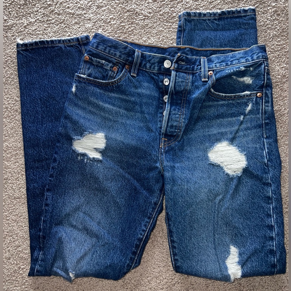 Levi’s Distressed Jeans